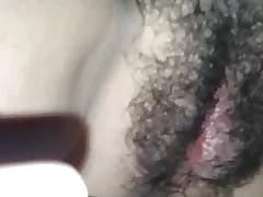 Un altro carico di tiro sulla sua figa pelosa